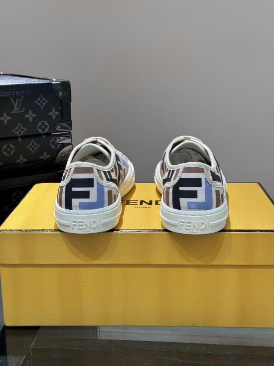 0img_007.jpg