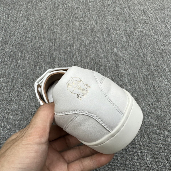 0img_008.jpg