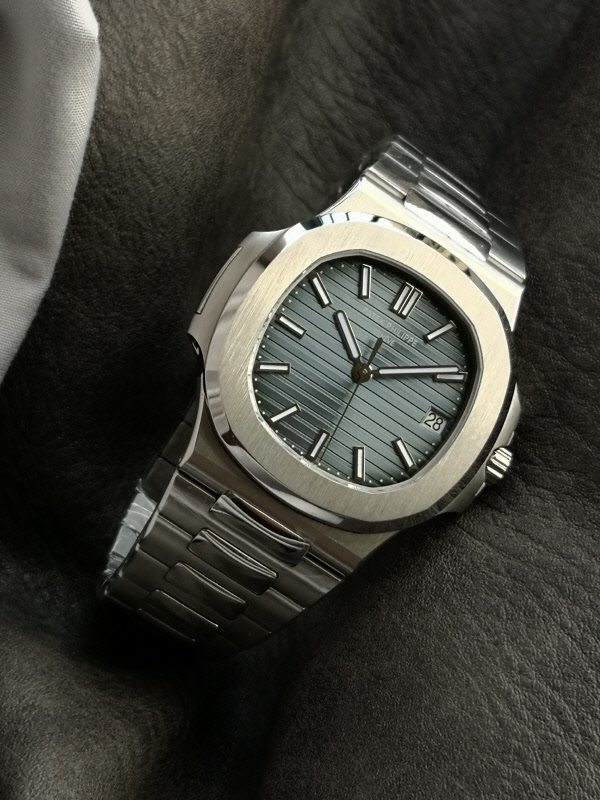 0img_001.jpg