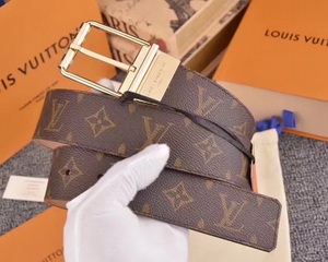 ルイ・ヴィトン ルイ・ヴィトン 男性用 ベルト M9808