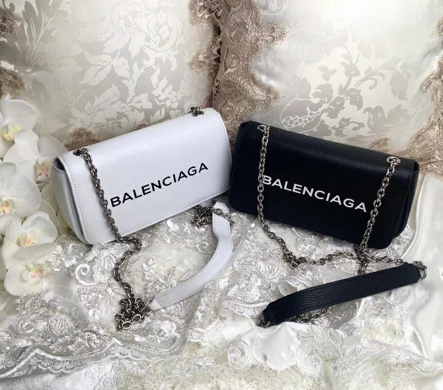 バレンシアガ バレンシアガ ショルダーバッグ 7400