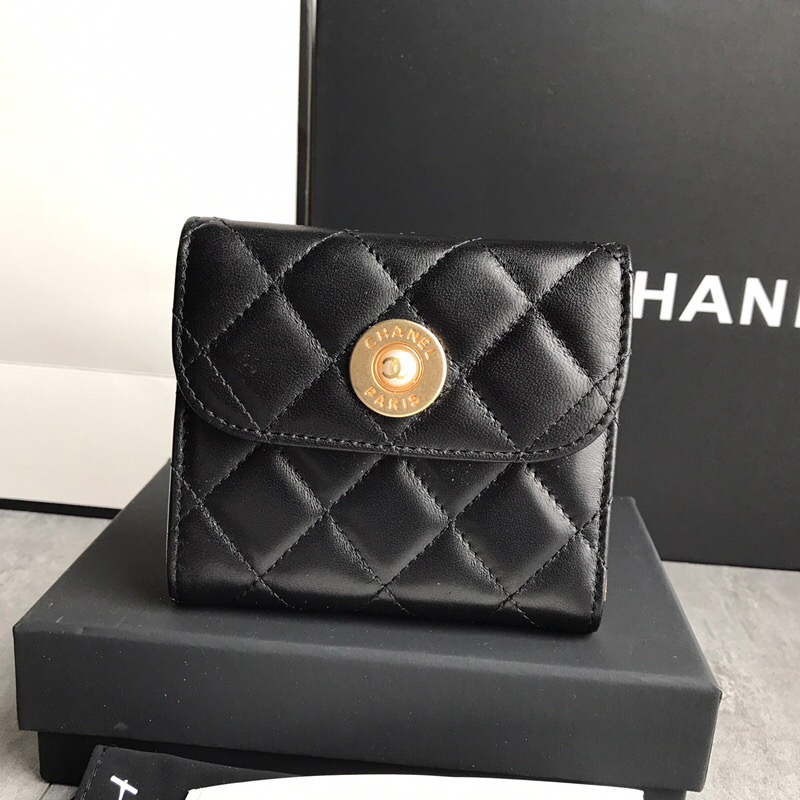 シャネル シャネル  二つ折り財布  325981