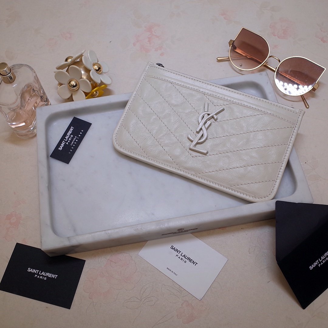 イヴ・サンローラン イヴ・サンローラン 長財布 583577