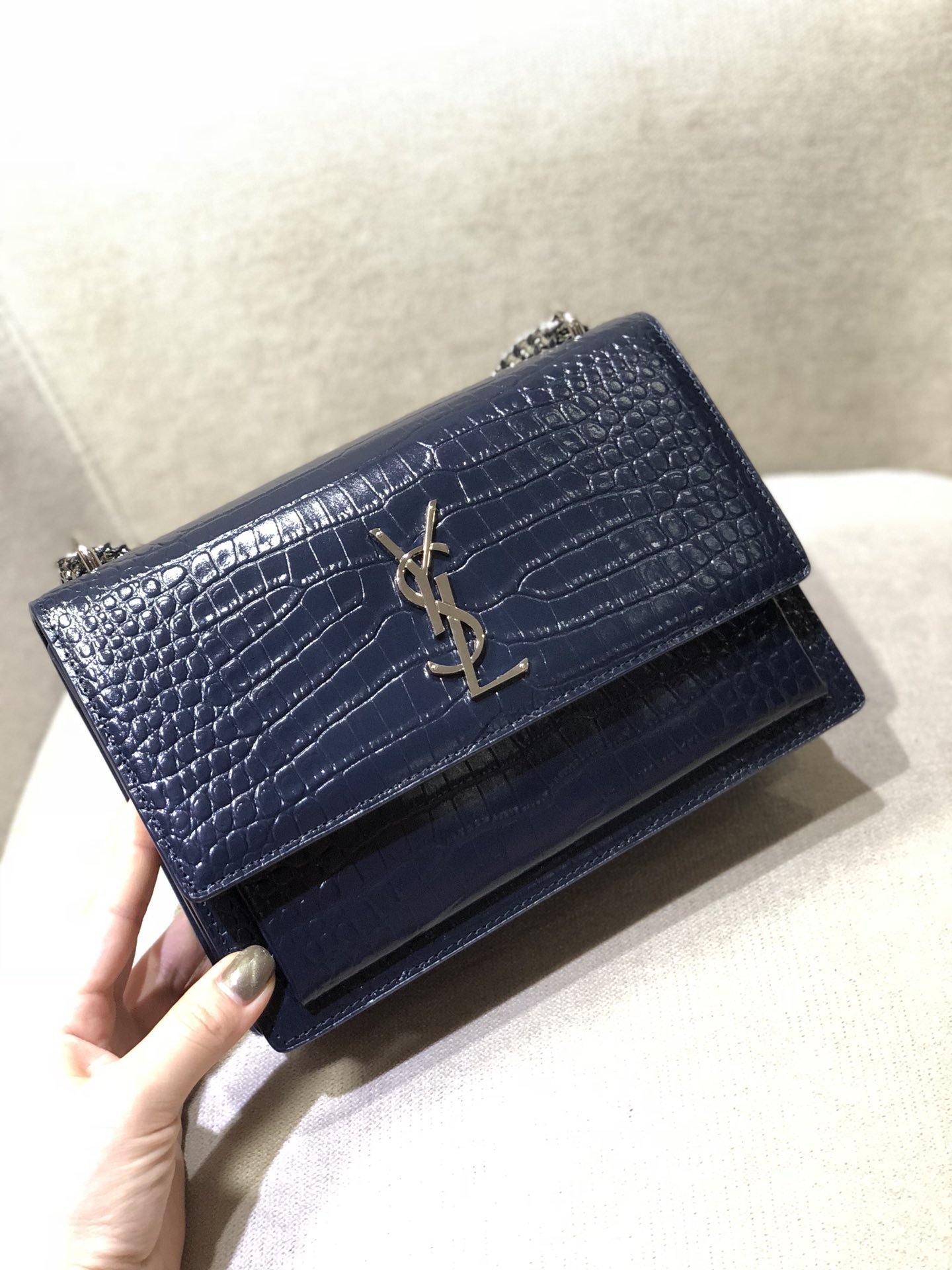 イヴ・サンローラン イヴ・サンローラン ショルダーバッグ 442906