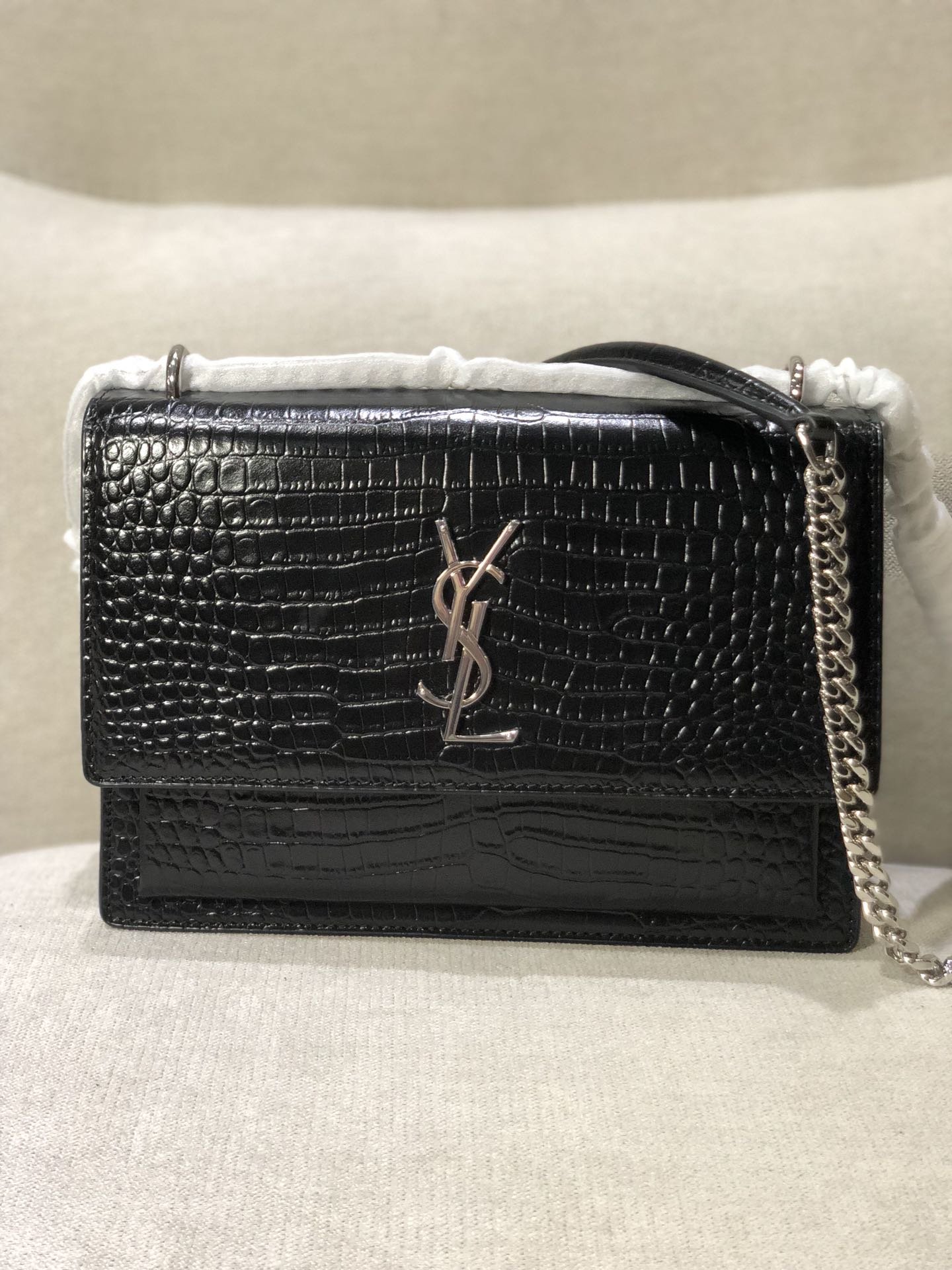 イヴ・サンローラン イヴ・サンローラン ショルダーバッグ 442906