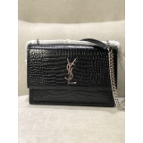 イヴ・サンローラン イヴ・サンローラン ショルダーバッグ 442906