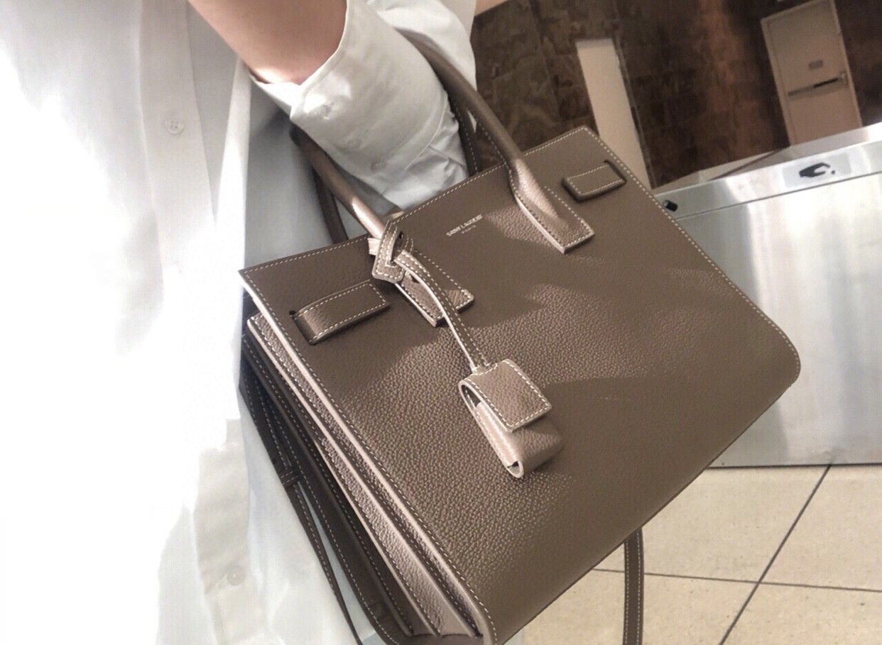 イヴ・サンローラン イヴ・サンローラン ショルダーバッグ 428163