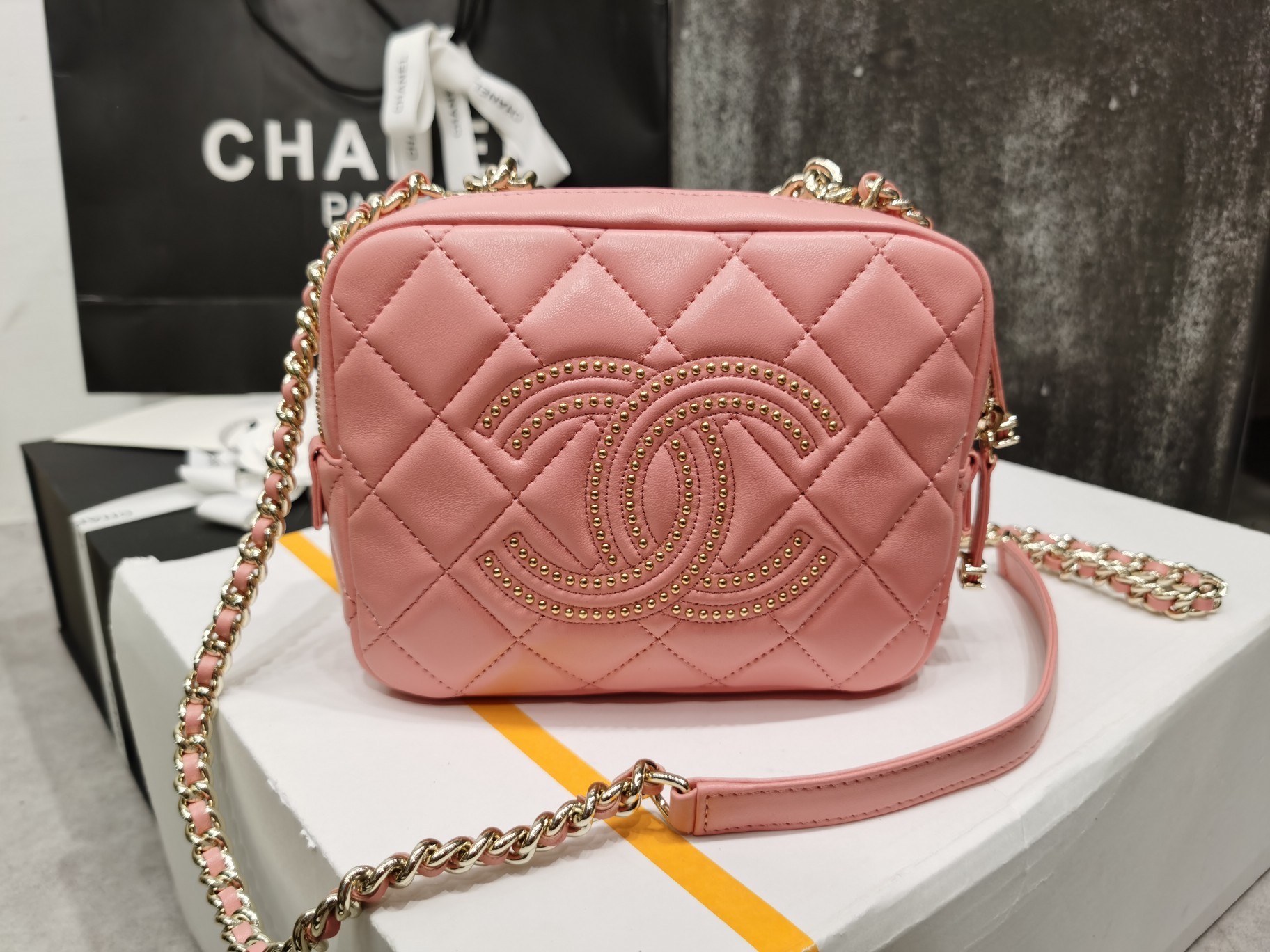 シャネル シャネル ショルダーバッグ 435115