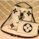 ルイ・ヴィトン ルイ・ヴィトン ショルダーバッグ M56890