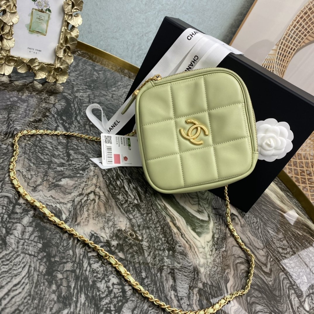 シャネル シャネル ショルダーバッグ 358540