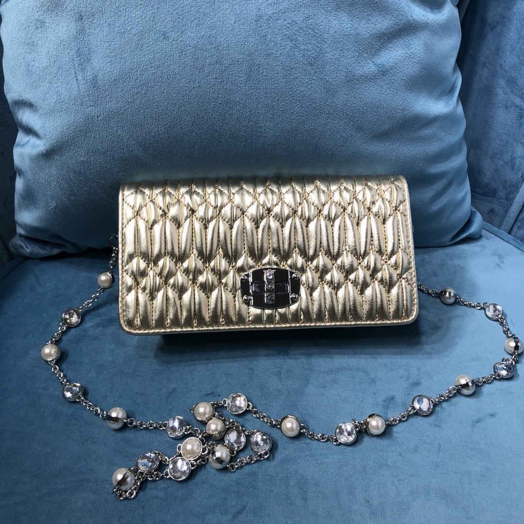 ミュウミュウ ミュウミュウ ミニバッグ 5DH044