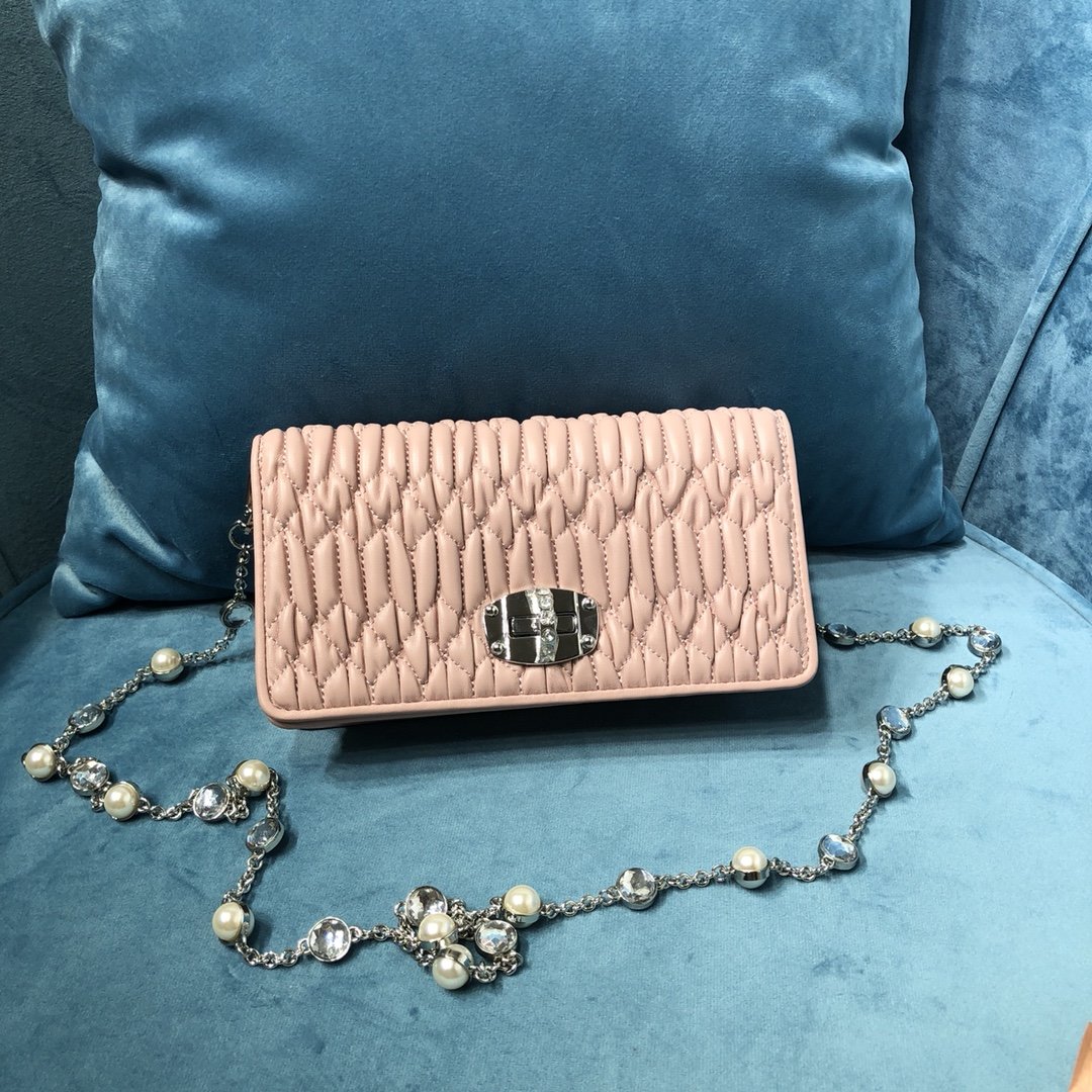 ミュウミュウ ミュウミュウ ミニバッグ 5DH044