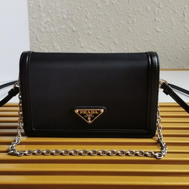 プラダ プラダ ミニバッグ 1BP019