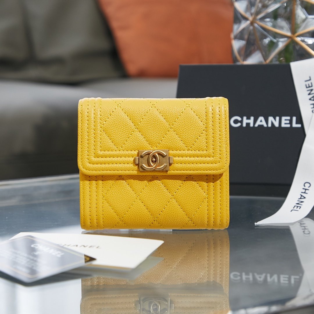 シャネル シャネル 二つ折り財布  A80734