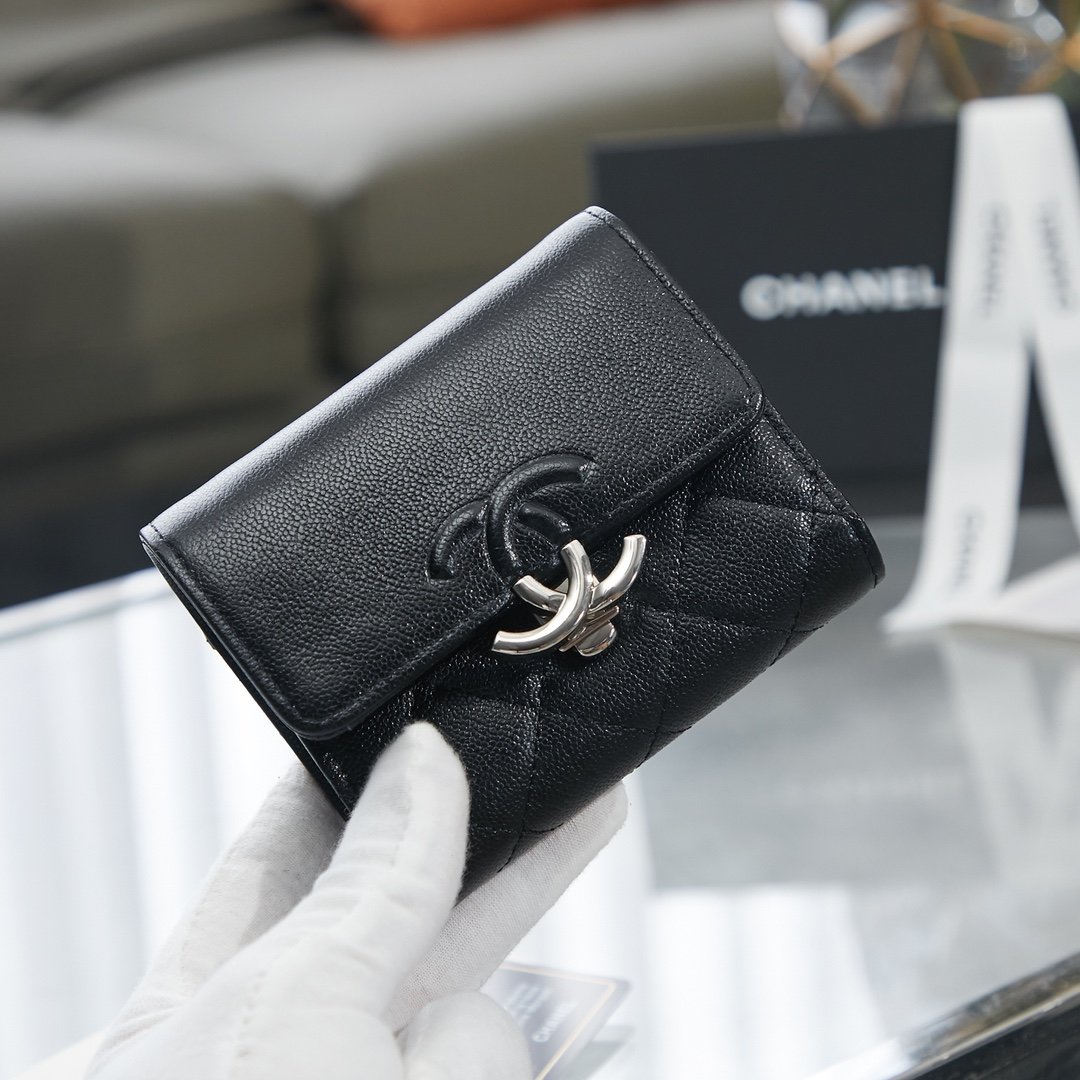 シャネル シャネル 二つ折り財布  A84424