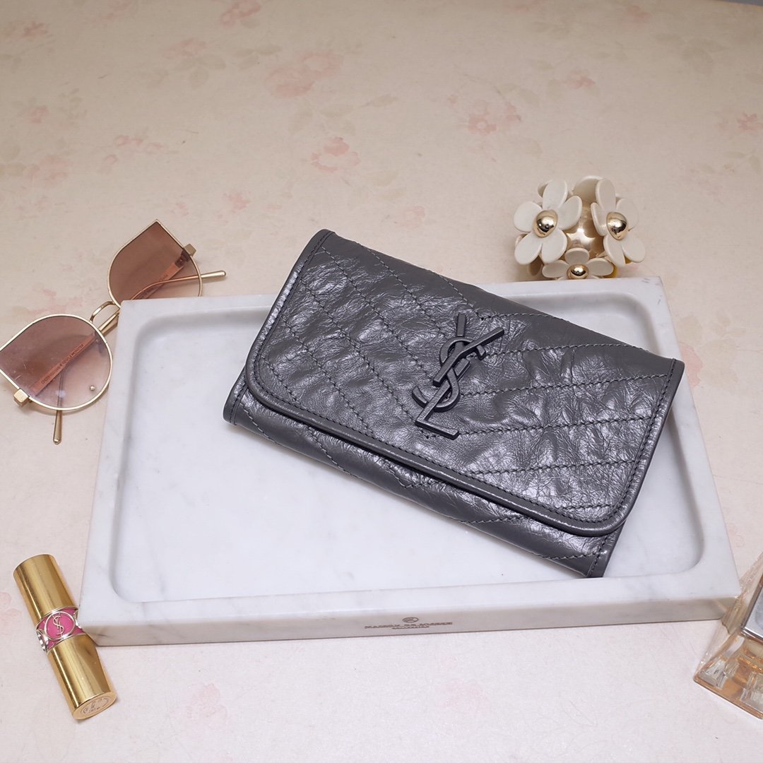 イヴ・サンローラン イヴ・サンローラン 長財布 583552