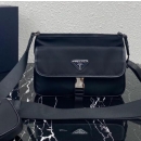 プラダ プラダ ショルダーバッグ 2VH133