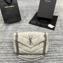 イヴ・サンローラン イヴ・サンローラン ショルダーバッグ 577476