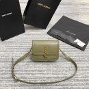 イヴ・サンローラン イヴ・サンローラン ショルダーバッグ 634306