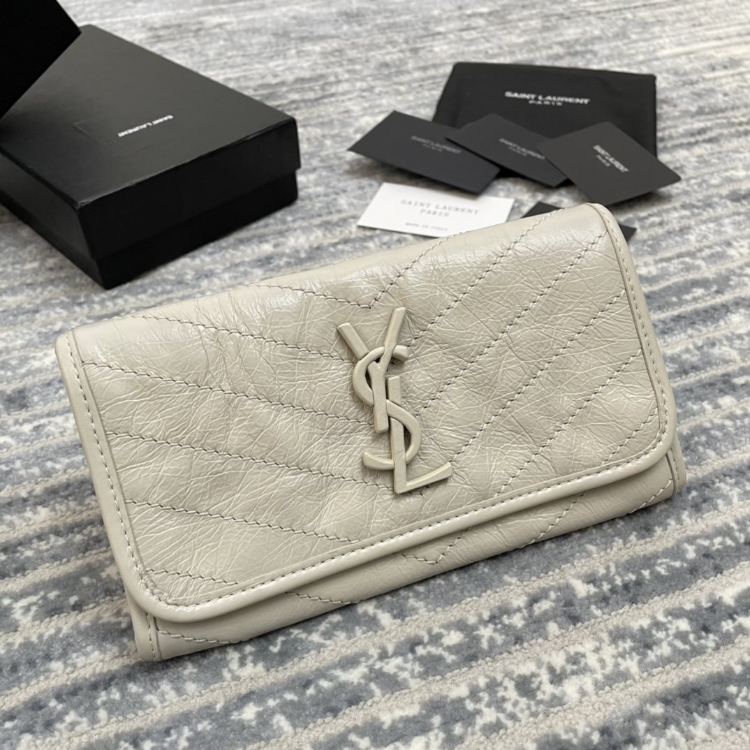 イヴ・サンローラン イヴ・サンローラン 長財布 583552