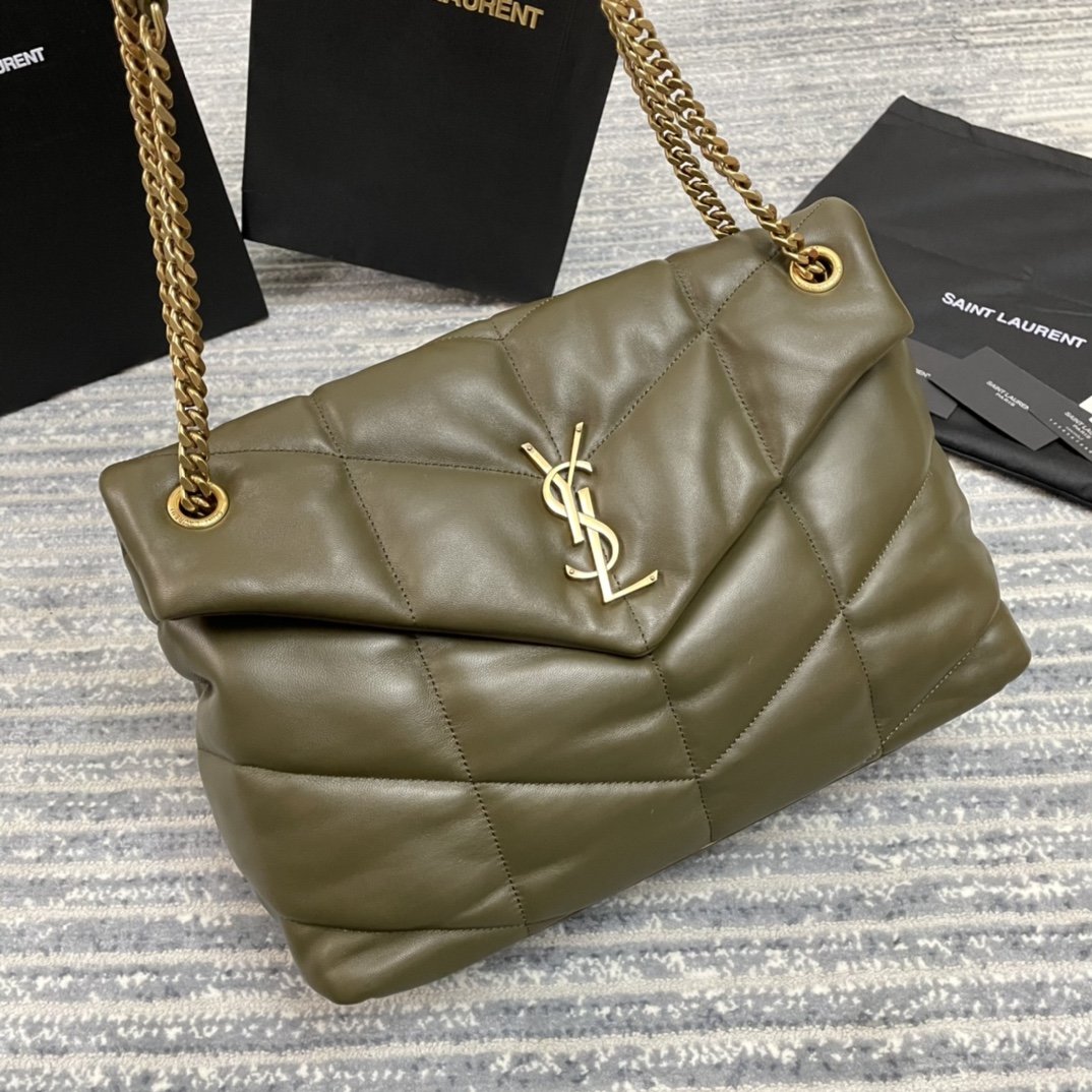 イヴ・サンローラン イヴ・サンローラン ショルダーバッグ 577475