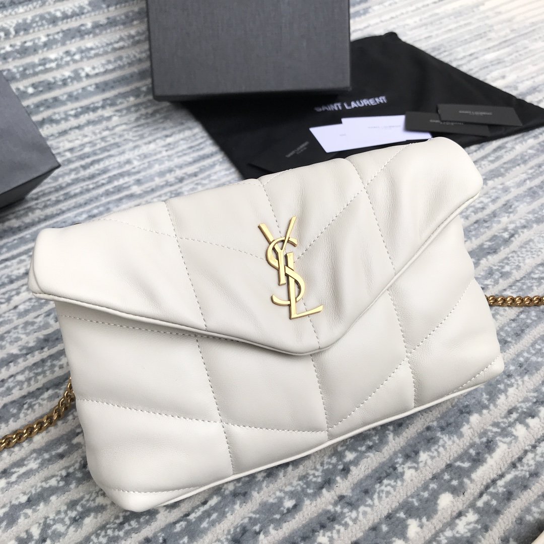 イヴ・サンローラン イヴ・サンローラン ショルダーバッグ 620333