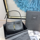 イヴ・サンローラン イヴ・サンローラン ホーボーバッグ 657228