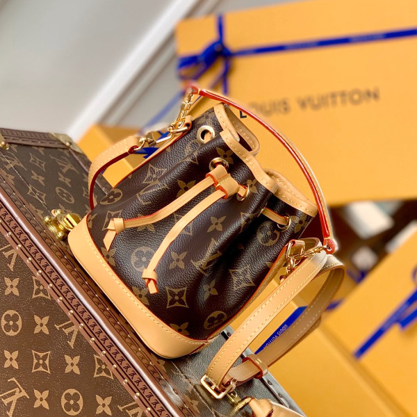 ルイ・ヴィトン ルイ・ヴィトン ナノノエ M81266