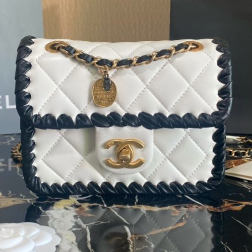 シャネル シャネル ショルダーバッグ 2495