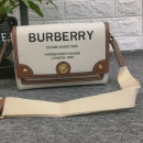 バーバリー バーバリー クロスバッグ  8039752