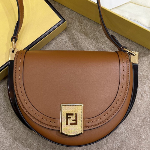  フェンディ ショルダーバッグ 80228