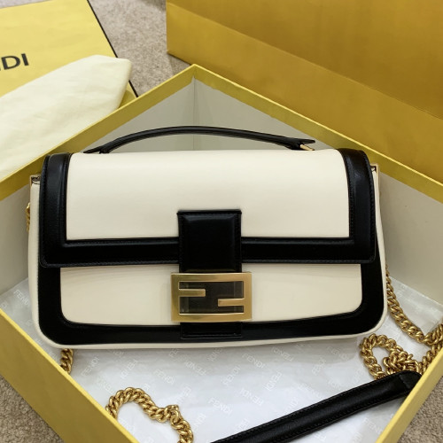  フェンディ ミニバッグ 854314