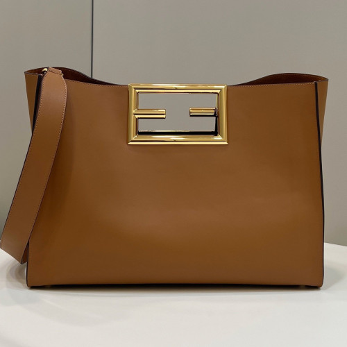  フェンディ ショルダーバッグ 8022L