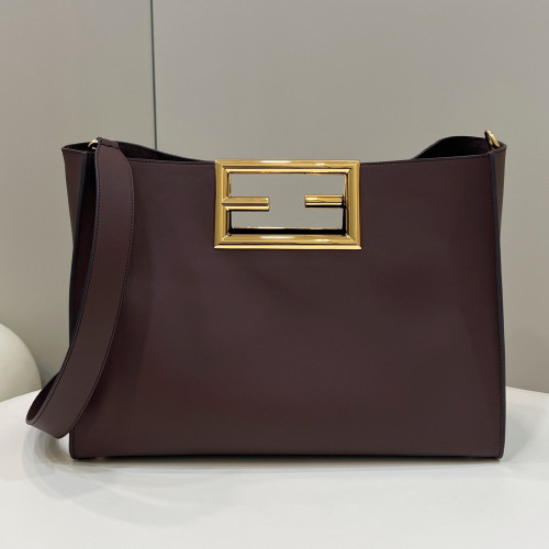  フェンディ ショルダーバッグ 8022L