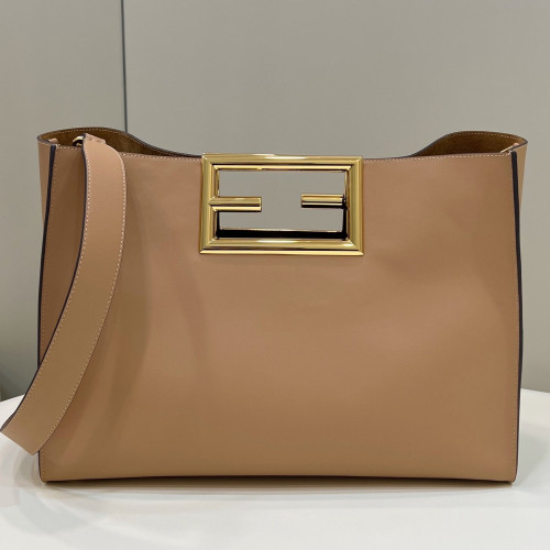  フェンディ ショルダーバッグ 8022L