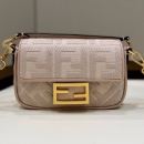  フェンディ ショルダーバッグ 8602