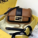  フェンディ ミニバッグ 854313
