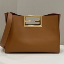  フェンディ ショルダーバッグ 8022L