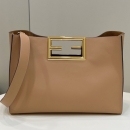  フェンディ ショルダーバッグ 8022L