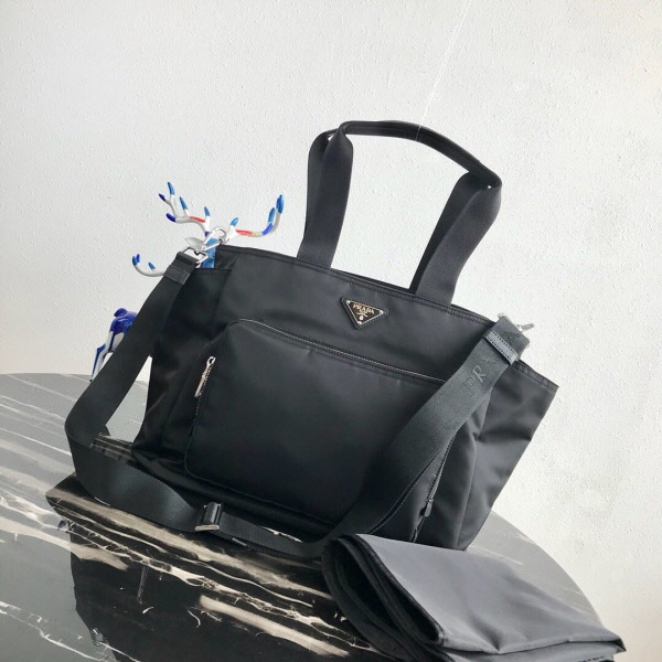 プラダ プラダ ショルダーバッグ 1BG102