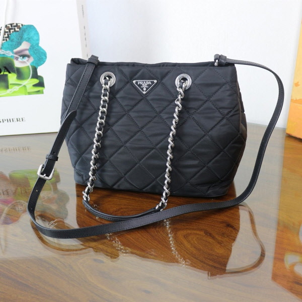 プラダ プラダ ショルダーバッグ BL0904