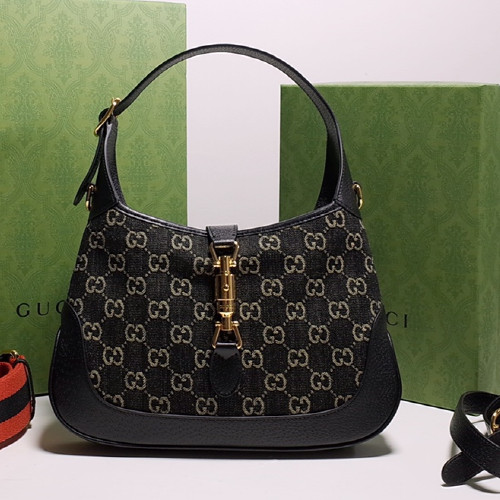 グッチ グッチ ショルダーバッグ 678843