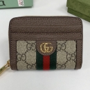 グッチ グッチ 二つ折り財布 658549