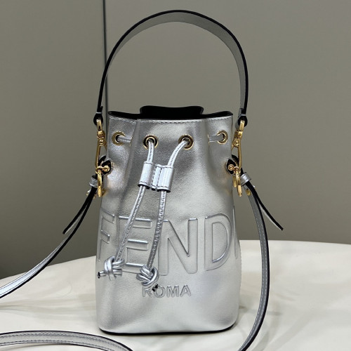 フェンディ フェンディ バケットバッグ 8066