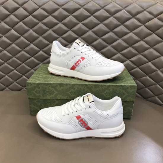  グッチ スニーカー 742930