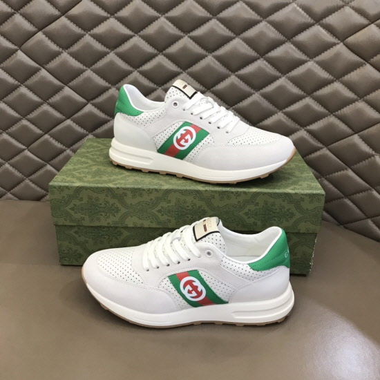  グッチ スニーカー 742934