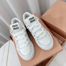  ミュウミュウ 女性用 スニーカー 121596