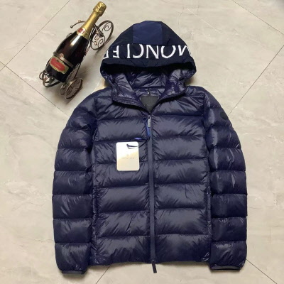  モンクレール 男性用 パディング 164375