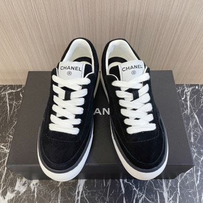  シャネル 女性用 スニーカー 121606