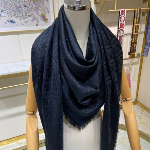  フェンディ 女性用 スカーフ 32940